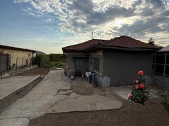 Catelu, casa demolabila cu teren 600 mp